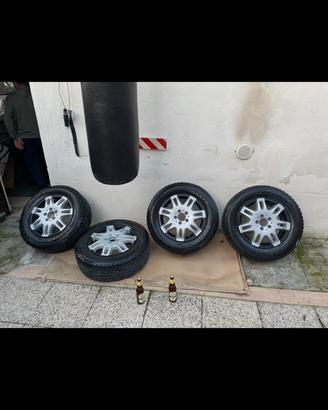Cerchi e gomme Mercedes Viano/Vito