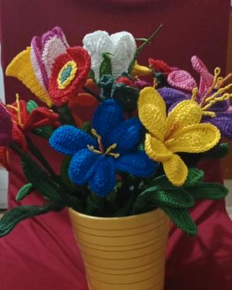 fiori all'uncinetto 