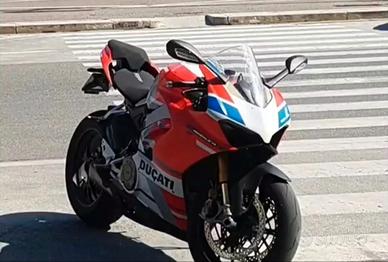 Panigale v4 s corse