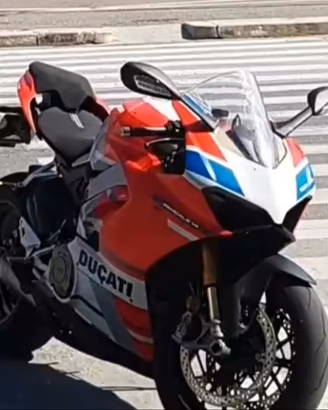 Panigale v4 s corse
