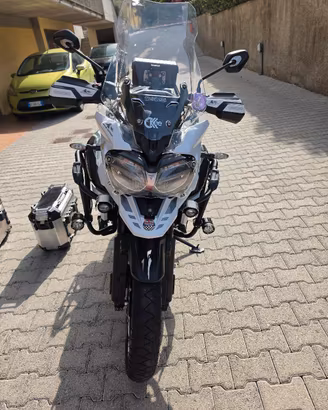MOTO MAXIENDURO TRIUMPH TIGER 1200 ALPINE  EDITION