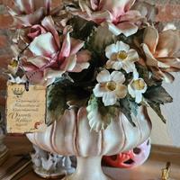 vaso con fiori capodimonte