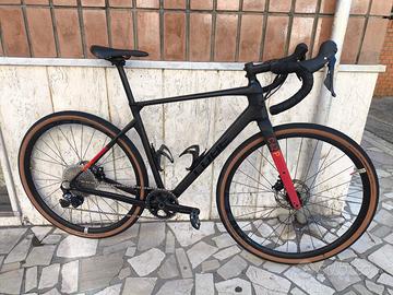 gravel cube  nuroad c62 Pro 2023 taglia M