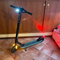 Monopattino elettrico acer