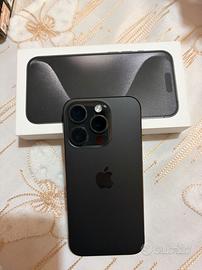 iPhone 15 pro 128 GB 