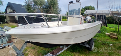 Barca con motore 40cv 2t