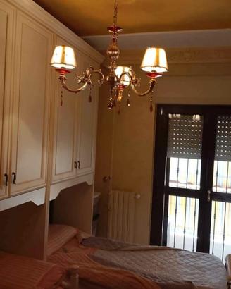 lampadario in foglia oro 