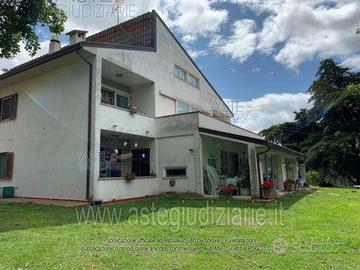 Villa o villino Jesi [A4243368]