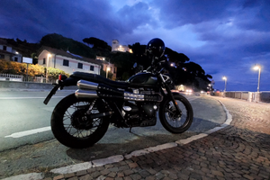 Triumph 900 scrambler