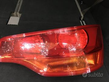 Fanali posteriori audi Q7