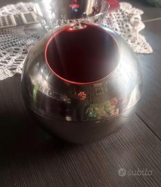 Vaso ALESSI , Gio' Pomodoro