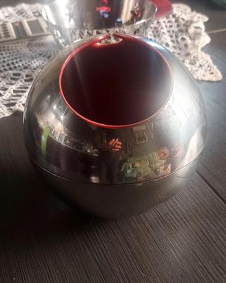 Vaso ALESSI , Gio' Pomodoro