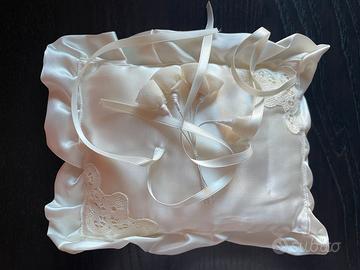 Cuscinetto porta fedi