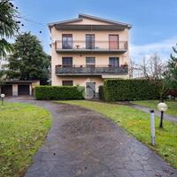 2 LOCALI A VEDANO AL LAMBRO