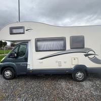 Camper 6 posti mansardato