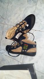 Scarponi donna nr 40-41 Gianfranco Ferre