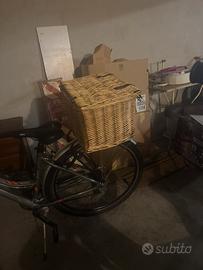 Cestino in vimini per bici