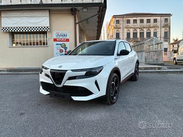 Alfa Romeo Junior 1.2 145 CV Hybrid eDCT6 Speciale