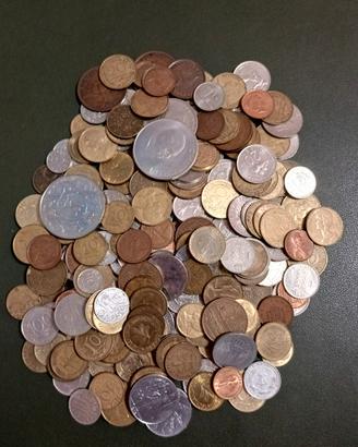 Enorme lotto mondo miste oltre 1 kg 