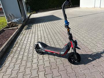 Monopattino segway zt3 pro
