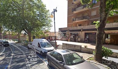 NEGOZIO A MERCOGLIANO