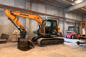 Hyundai HX 130LCR
