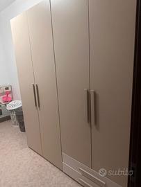cameretta con 2 letti 2 materassi