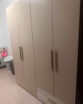 cameretta con 2 letti 2 materassi