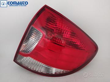 Fanale post dx KIA RIO I '03
