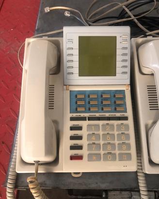 Tre telefoni