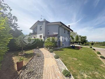 Bifamiliare a Annone Veneto