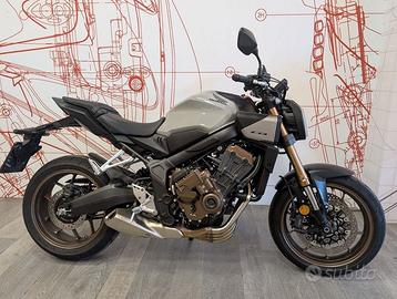 Honda CB 650 R E-Clutch