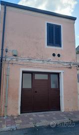 Garage con servizi