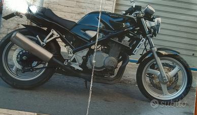 Suzuki 400 