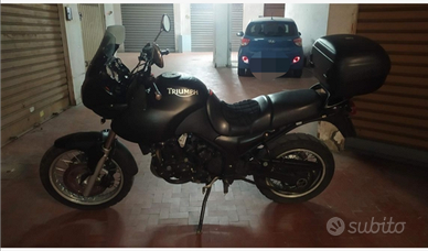 Triumph Tiger 885i F.M.I