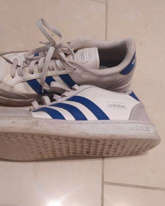 Snickers Adidas 43 1/3