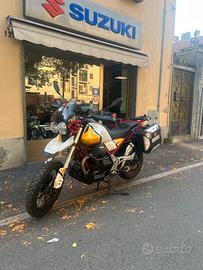 Moto Guzzi V85 TT - 2020