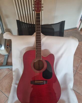 chitarra acustica elettrificata