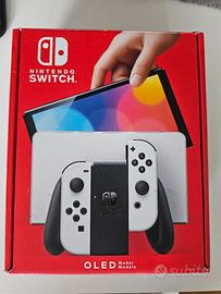 Nintendo Switch OLED + MicroSD 256GB + Accessori +