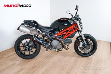 DUCATI MONSTER 796 - 2010