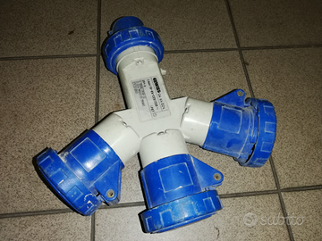 Gewiss Distributore a 3 prese CEE 230V/16A 3 Poli