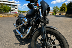 Harley-Davidson Sportster Iron 883