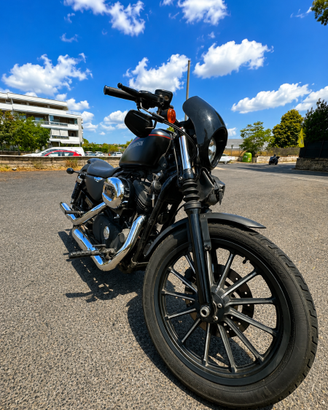Harley-Davidson Sportster Iron 883