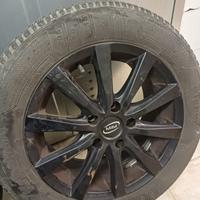 Cerchi Nissan e gomme invernali 205/60/16