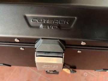 Bauletto Givi OBKEV58B Trekker Outback EVO Smart.