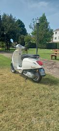 Vespa Primavera 150 2017