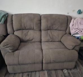 Divano letto mondo convenienza 2 posti