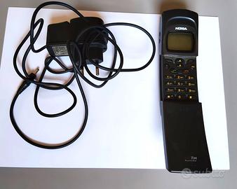 Telefono Nokia 8110 originale con caricabatterie