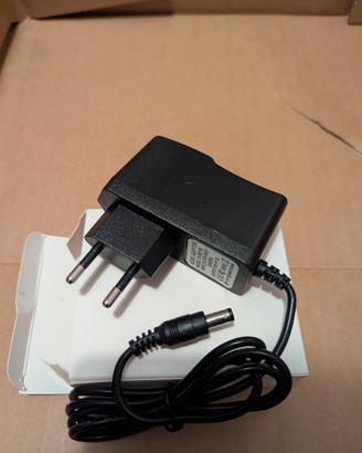 Alimentatore  9 volt