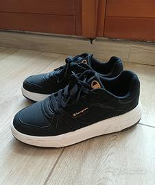 Scarpe da tennis nere opache Champion